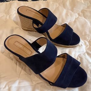 Antonio Melani wedge shoe Size 6